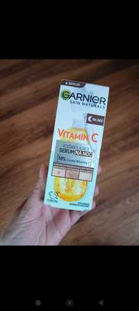 Garnier serum z witaminą C na noc 
Nieotwierany