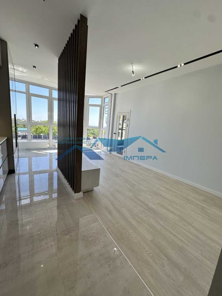 Продаж 2-к квартири в елітній новобудові "Victory Club House", центр