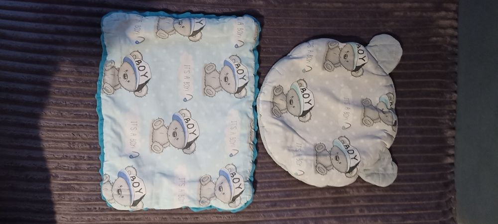 Kocyk i poduszki dla niemowlaka