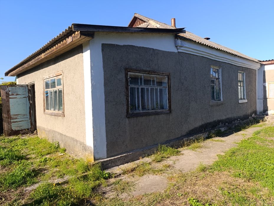 Продаж будинку в Гнівані