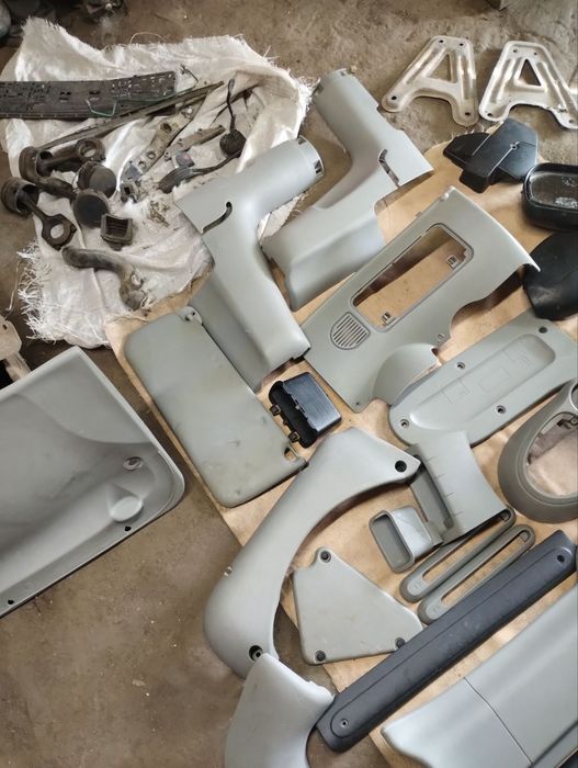 Продам пластик салона Renault kangoo