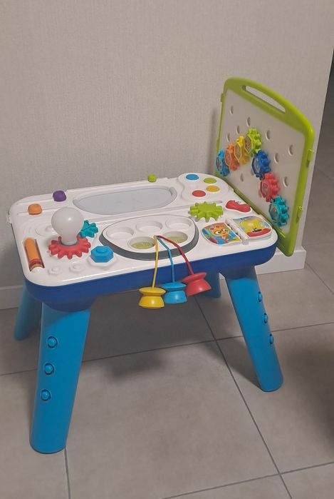 Ігровий центр столик Baby Einstein Curiosity table