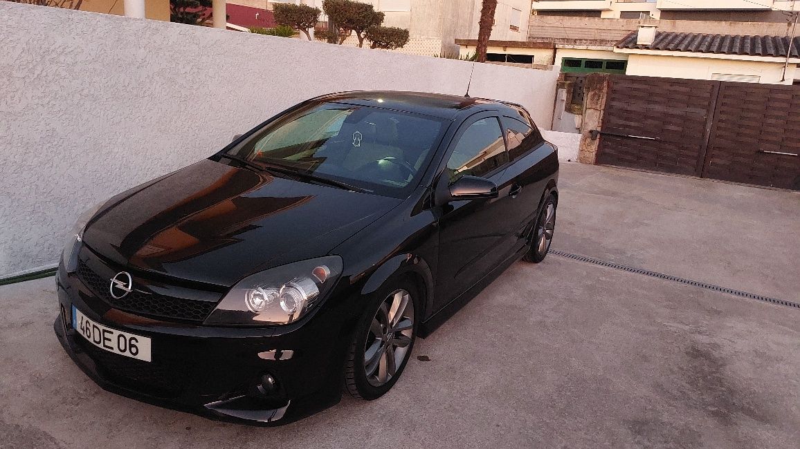 Opel Astra H GTC 1.9 150 CV 2Lugares