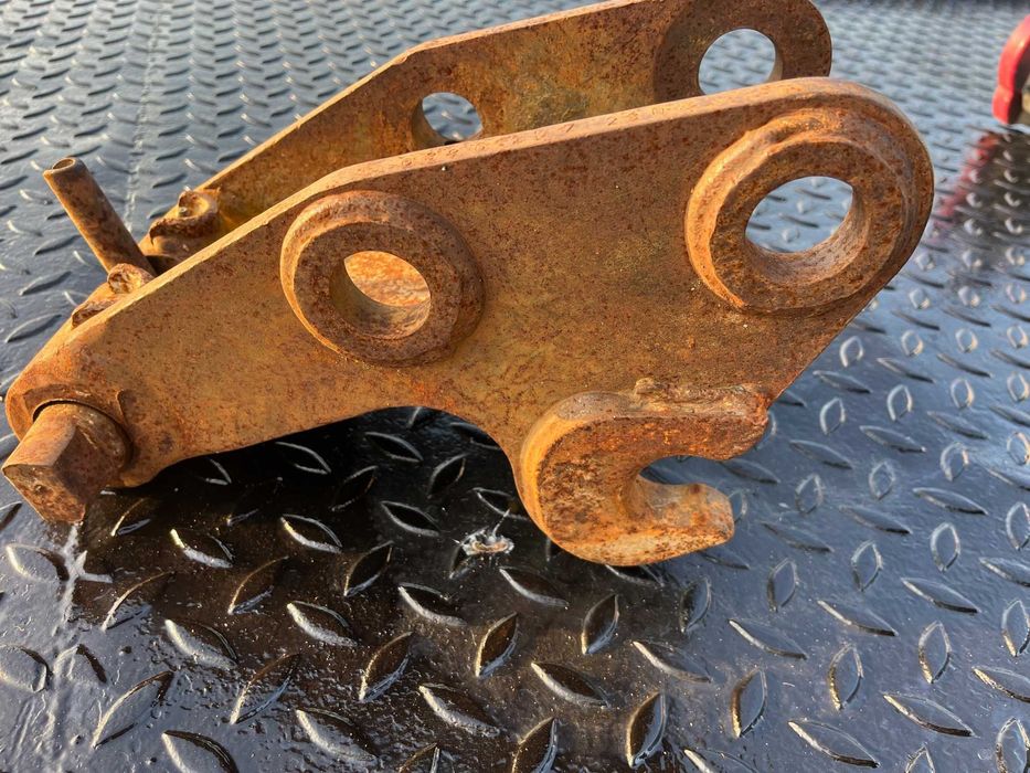 Szybkozłącze mechaniczne do minikoparki