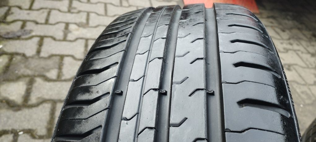 Opony letnie Continental  185/50R16