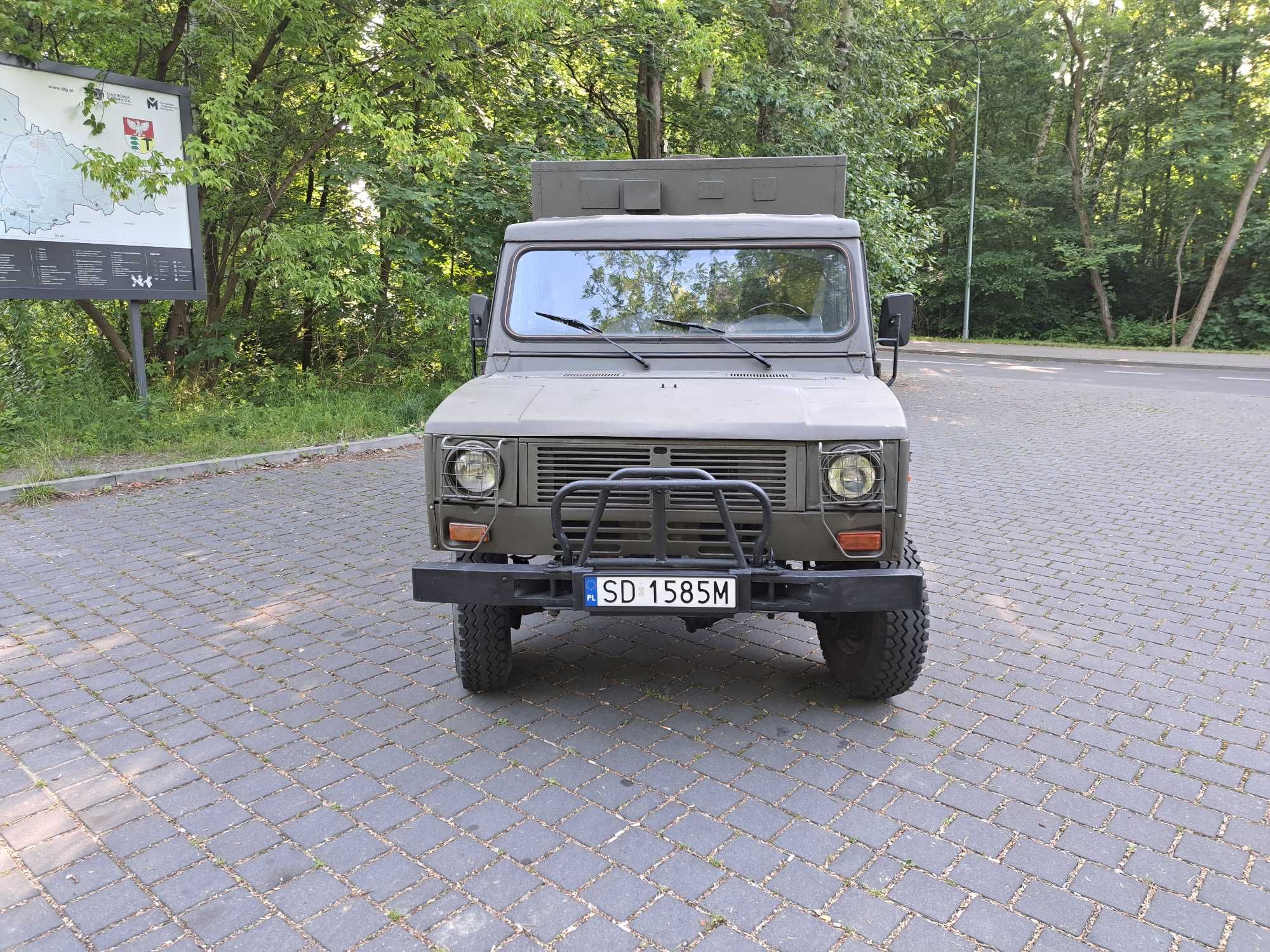 TARPAN  HONKER  1,5 benzyna  sanitarka  zamiana