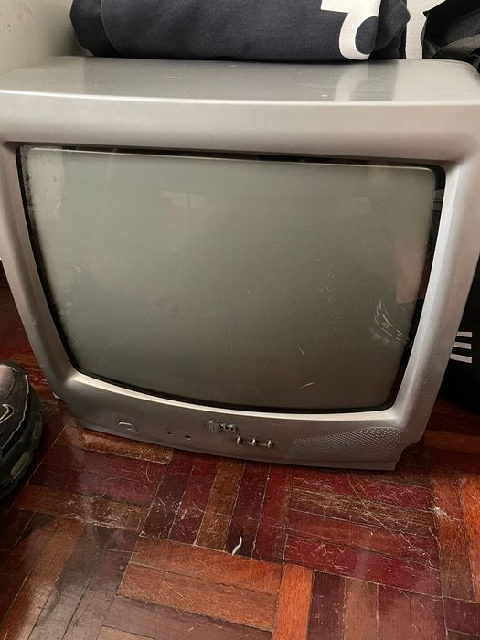 Televisão LG *VENDA URGENTE*