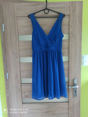 Chabrowa niebieska sukienka