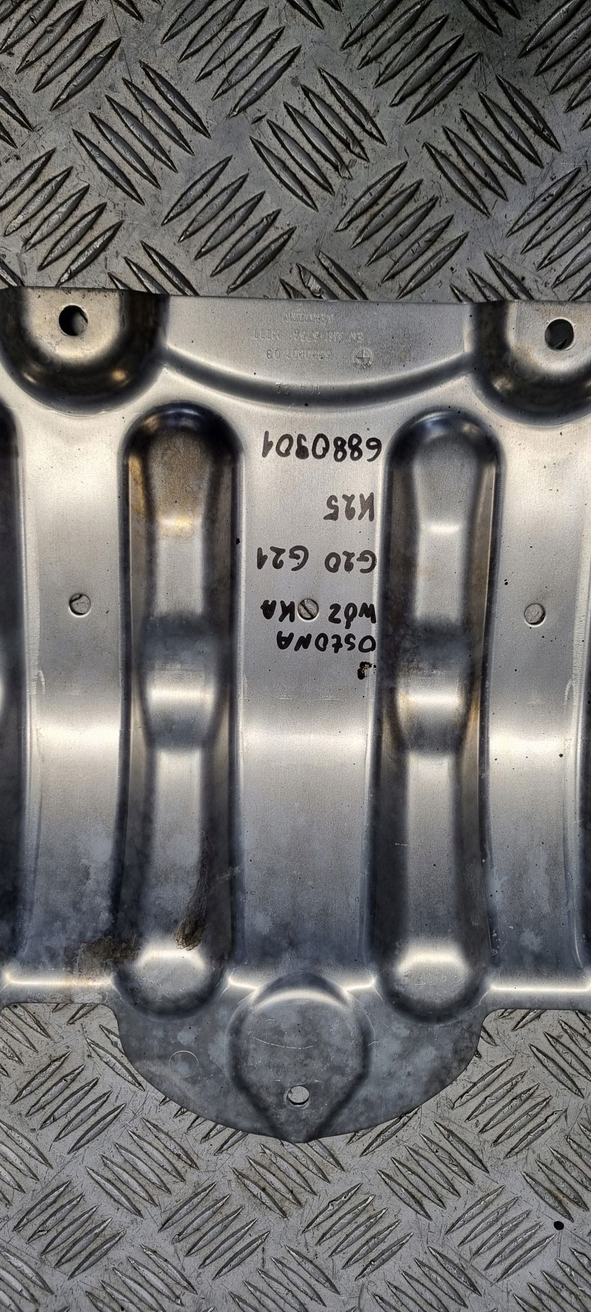 BMW G20 G21 OSŁONA Blacha Sanek WÓZKA