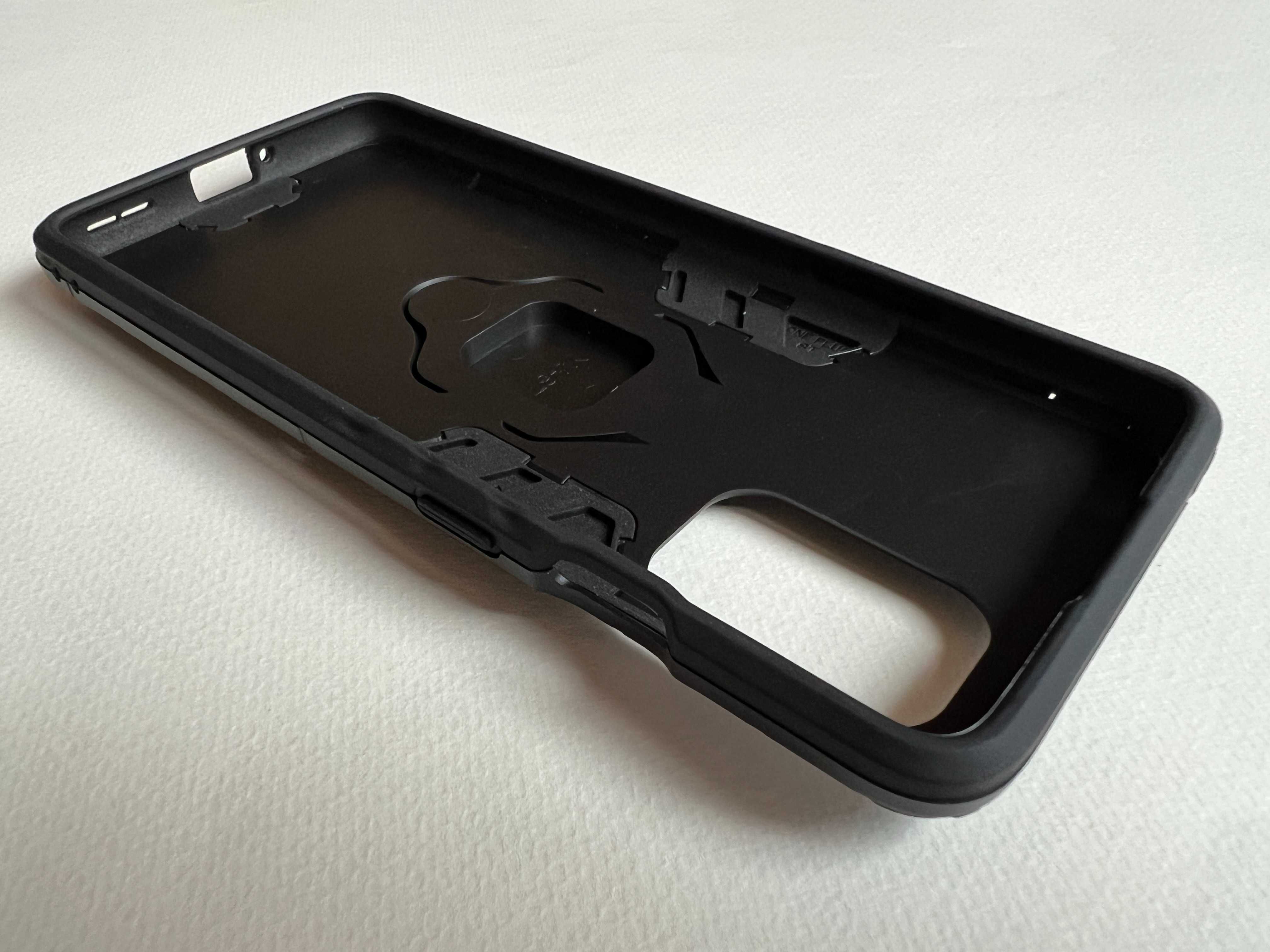 OnePlus 8T / 9R чохол Magnetic Knee магніт підставка чорний пластик