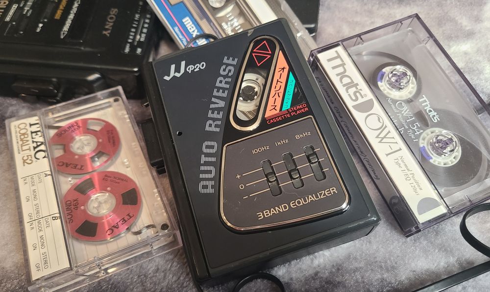 Винтажный кассетный плеер SANYO JJ-P20 рабочий, отличное звучание