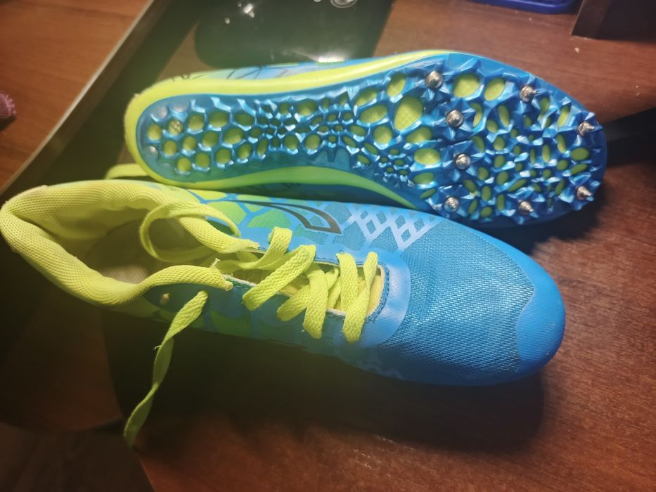 Бігові шиповки Shenya