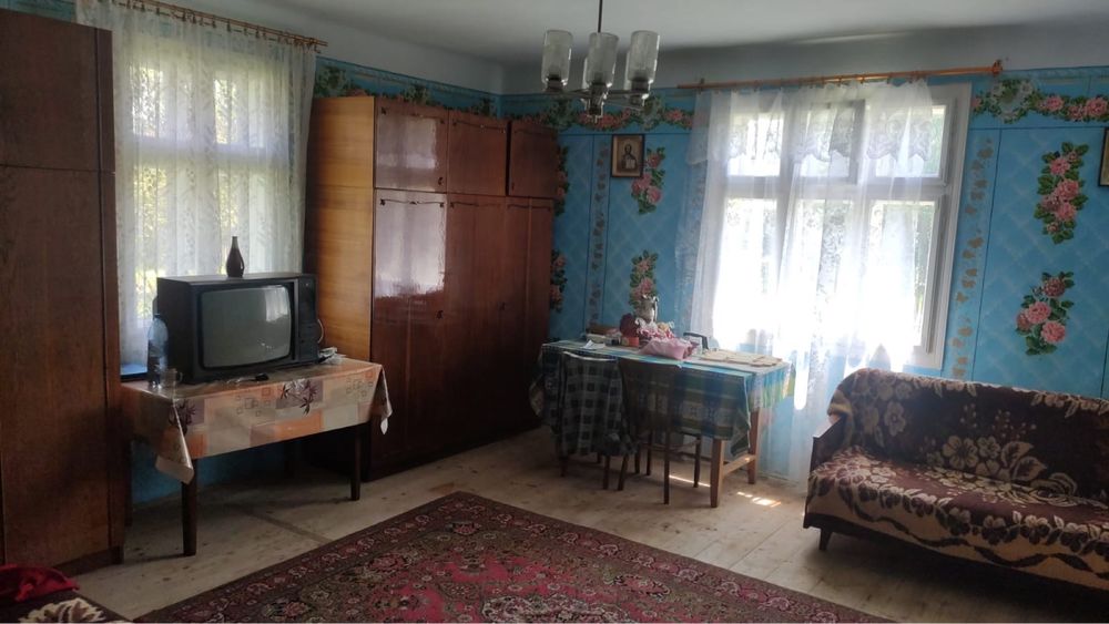 Продається будинок. Чернівецька обл. Вижницький р-н. Смт. Берегомет