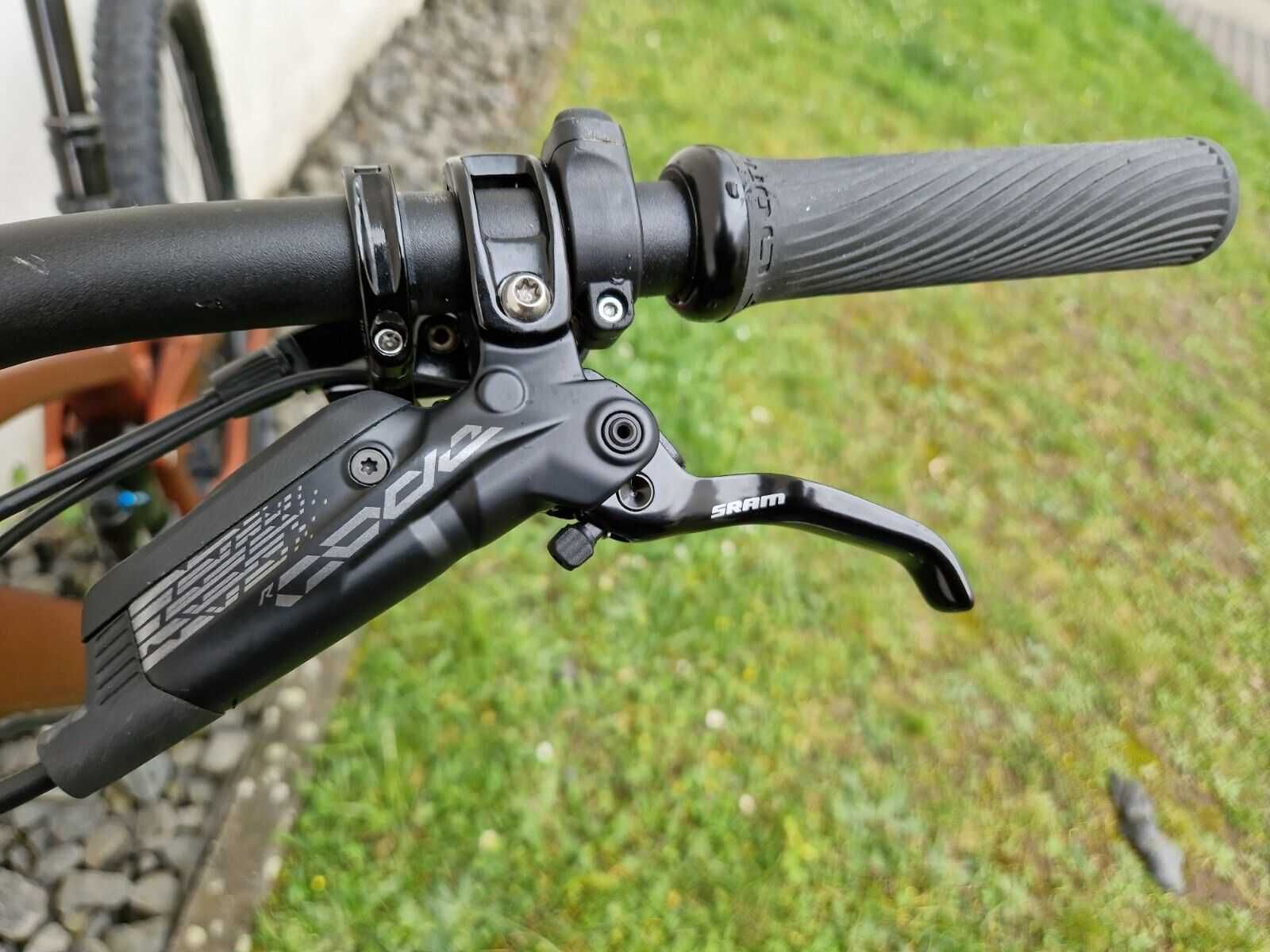 Trek Fuel Exe 9.7, Tamanho M, Bicicleta Elétrica Leve para Montanha TQ