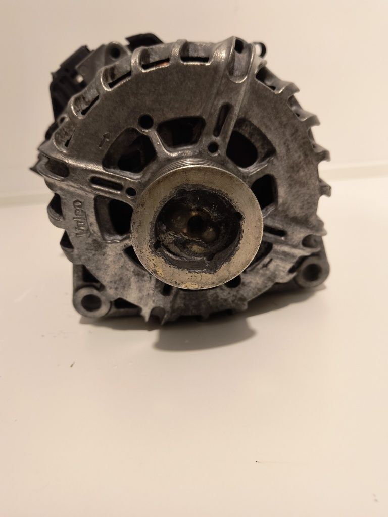 Генератор Старт-стоп Peugeot Citroen (37VE50) 9675753680-02