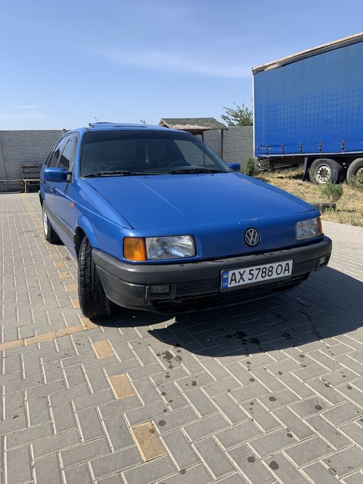 Volkswagen Passat b3 1.8abs Пассат б3 1.8моно