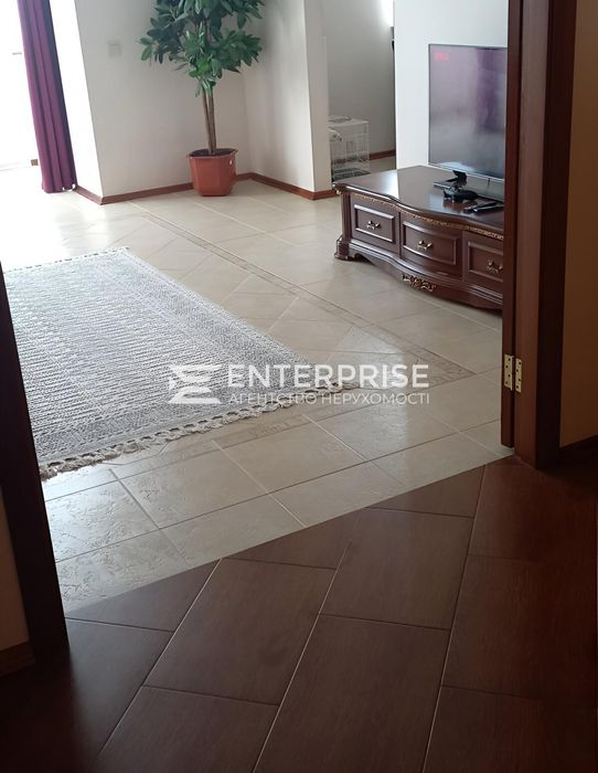 Продаж 2к квартири 75 кв. м.  ул. Пономарьва, 6А Коцюбиньке