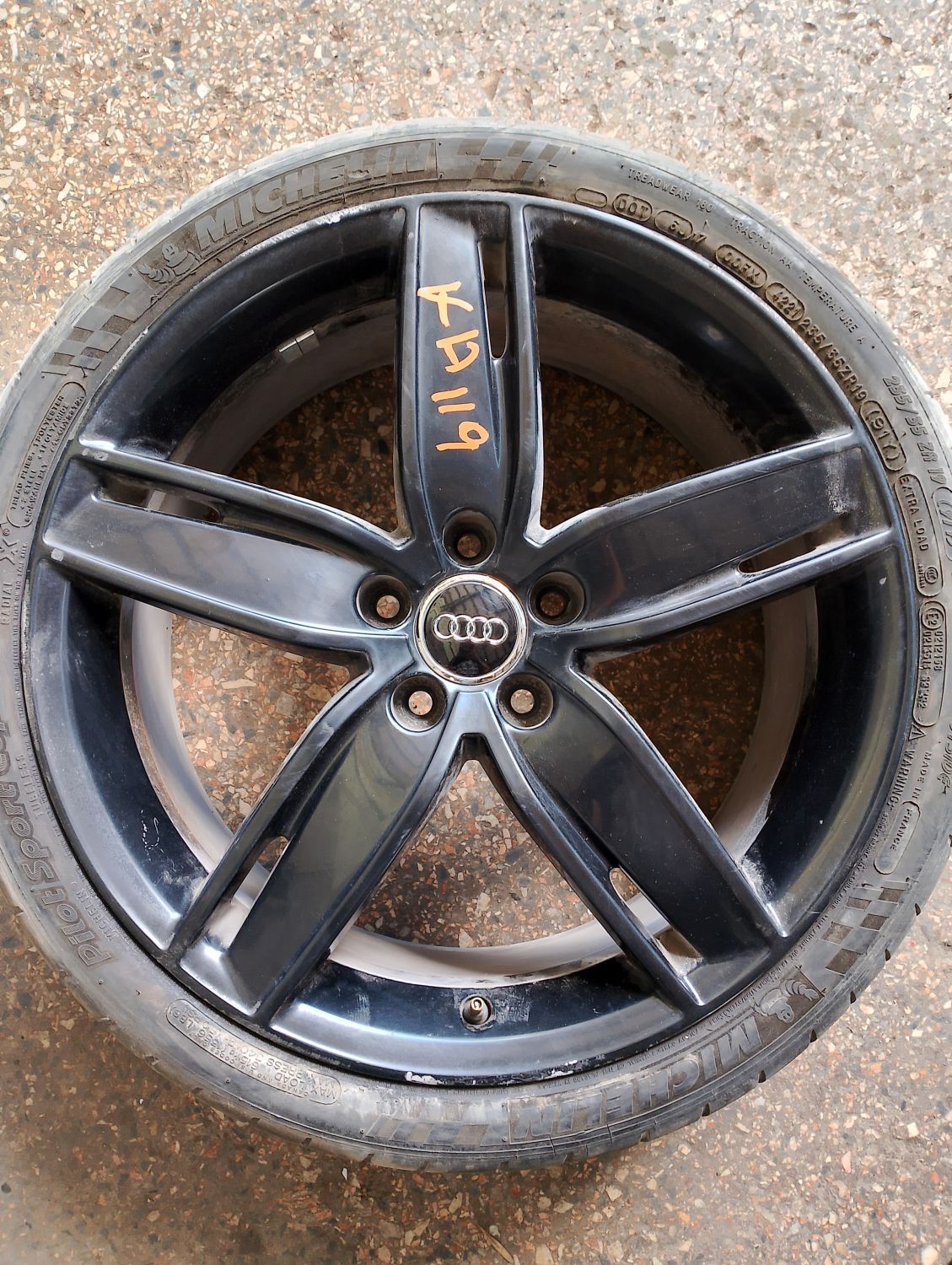 Диски Audi OEM 8V0601025AS 8x19 5x112 ET49 DIA57,1 (black) Б/У