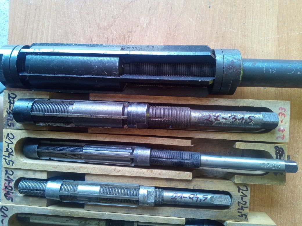 Rozwiertaki nastawne NRZe od 9,7 do 50 mm