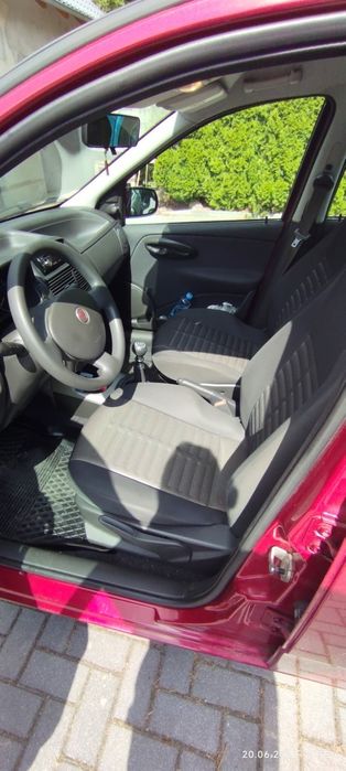 Fiat Punto 2010r niski przebieg stan bardzo dobry