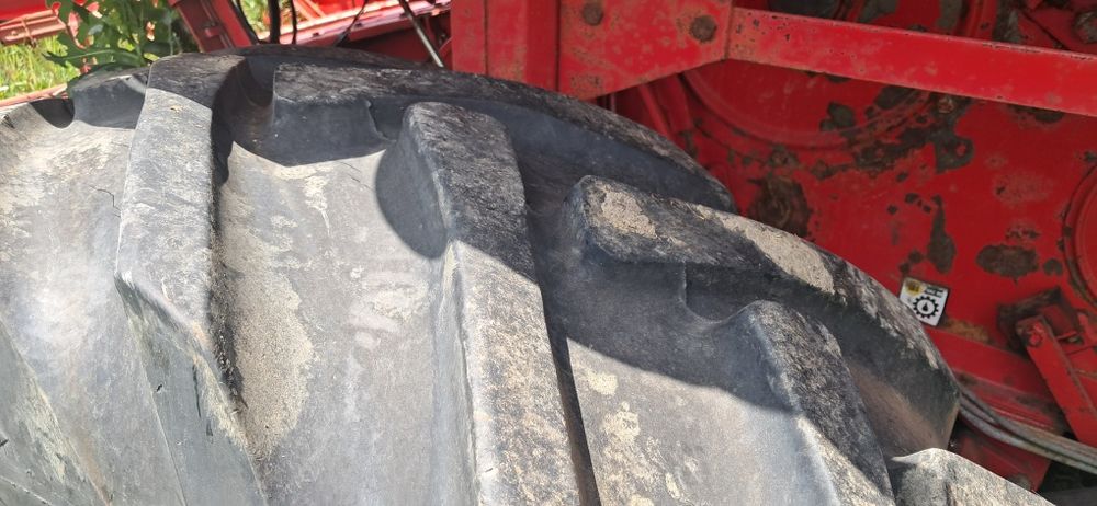 Продам комбайн Massey Ferguson 206