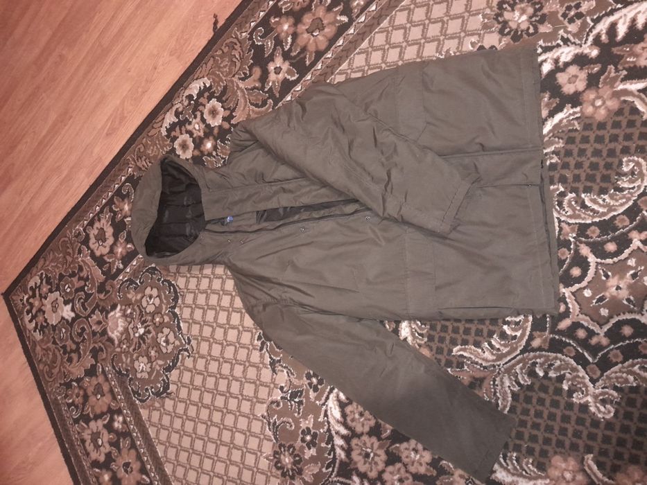 Продам чоловічу зимову куртку розмір М