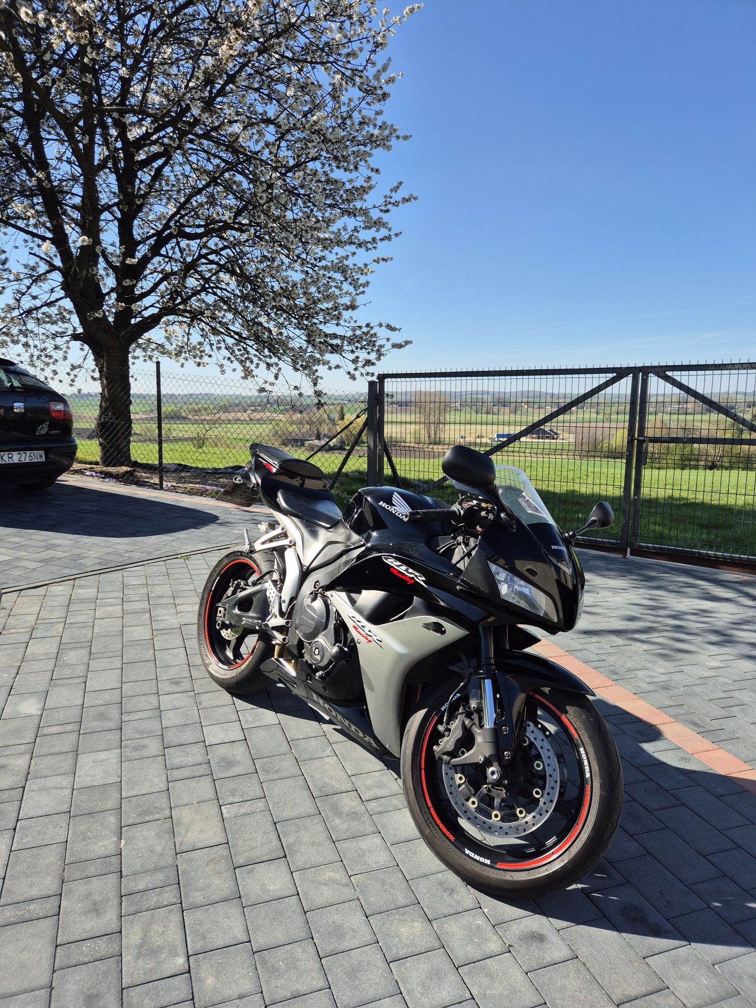 CBR 600 rr pc 40, gsxr, r6.