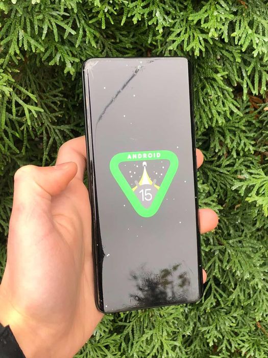 Продам Realme 11Pro + 5G 12/512