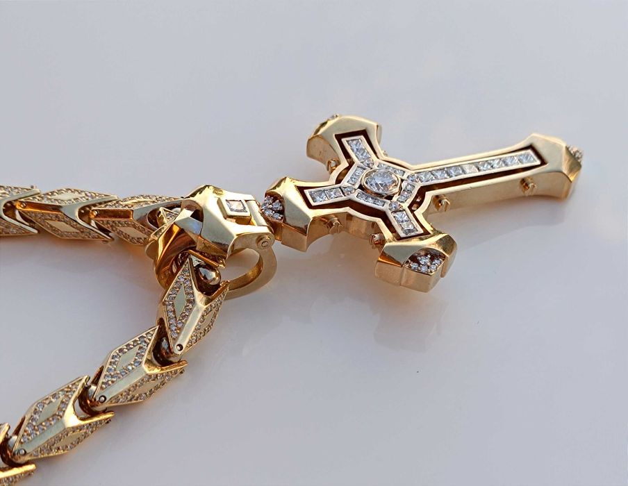 Fenomenalny męski złoty łańcuch z krzyżem i brylantami 257.7g 36.58 ct
