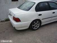 Toyota corolla ( E10 ) 1.3 XLI 16v 88cv ( 1994 )
