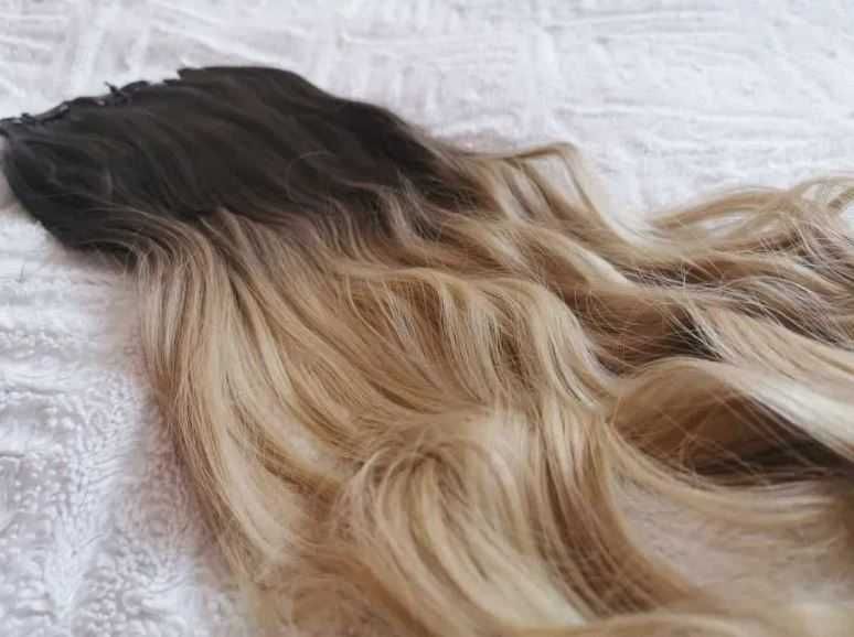 Doczepiane włosy clip in 65 cm ombre brąz blond