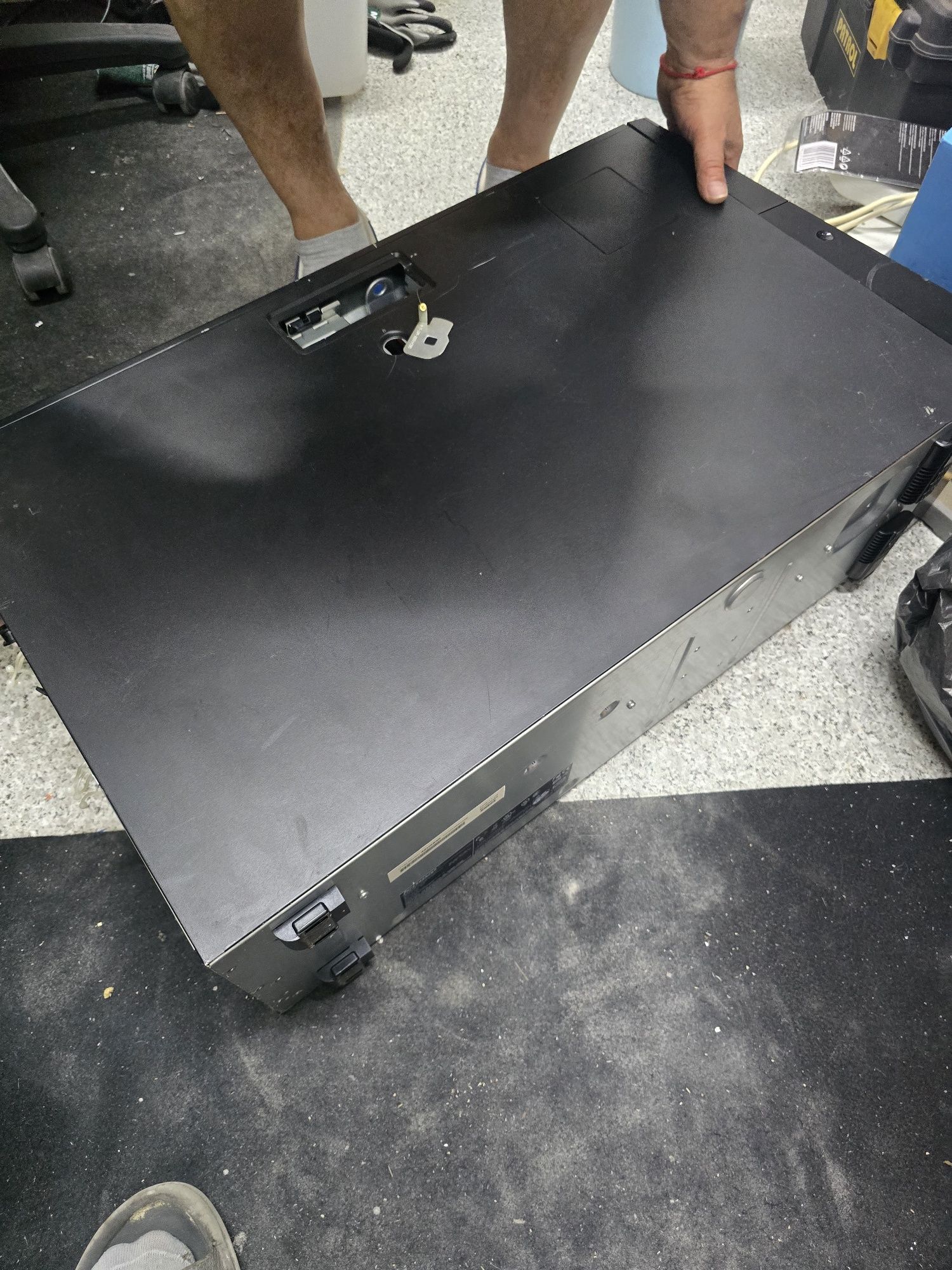 Sprzedam serwer Lenovo TD100