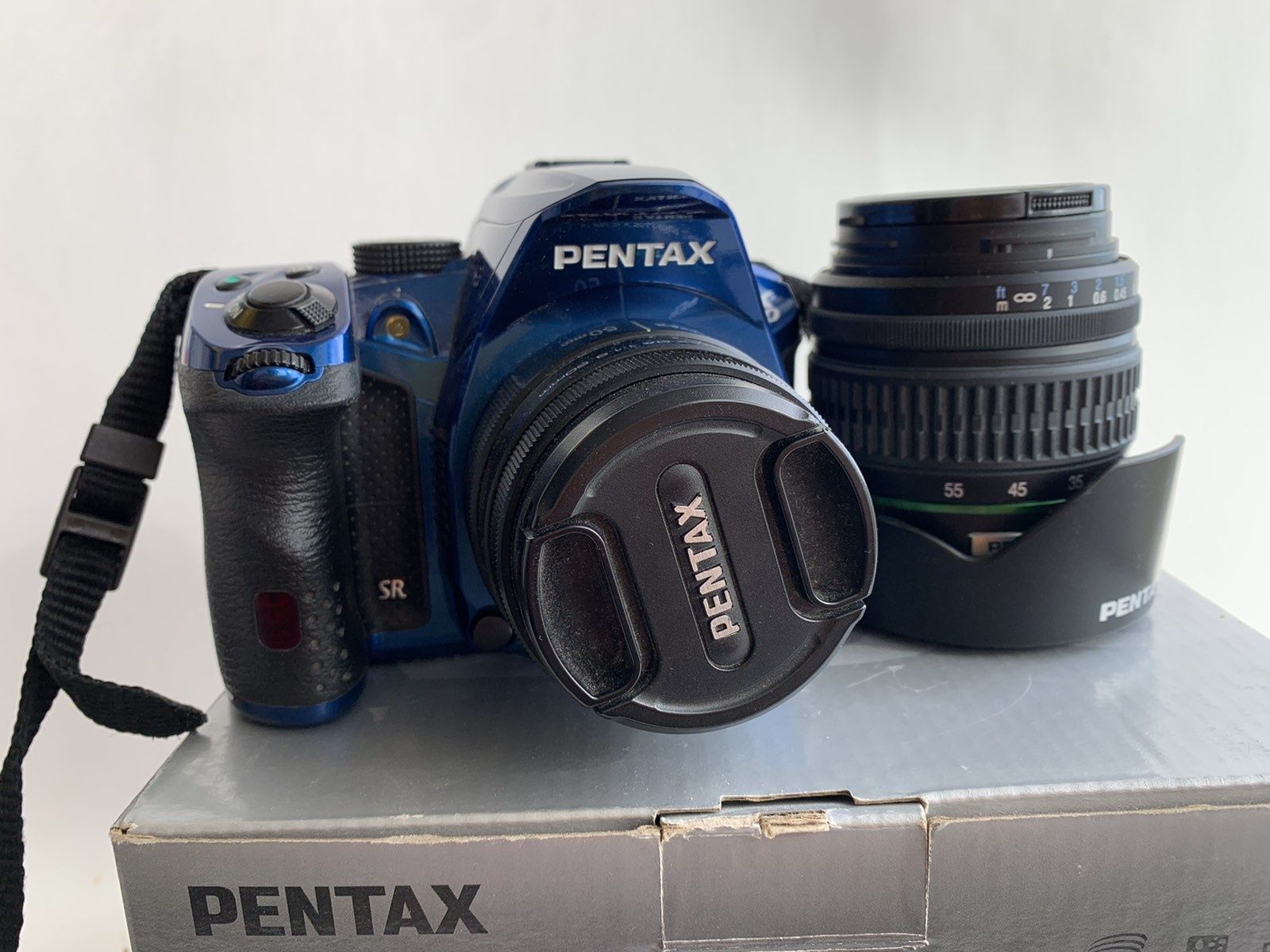 Продам Pentax k-30 проф фотоаппарат и два объектива