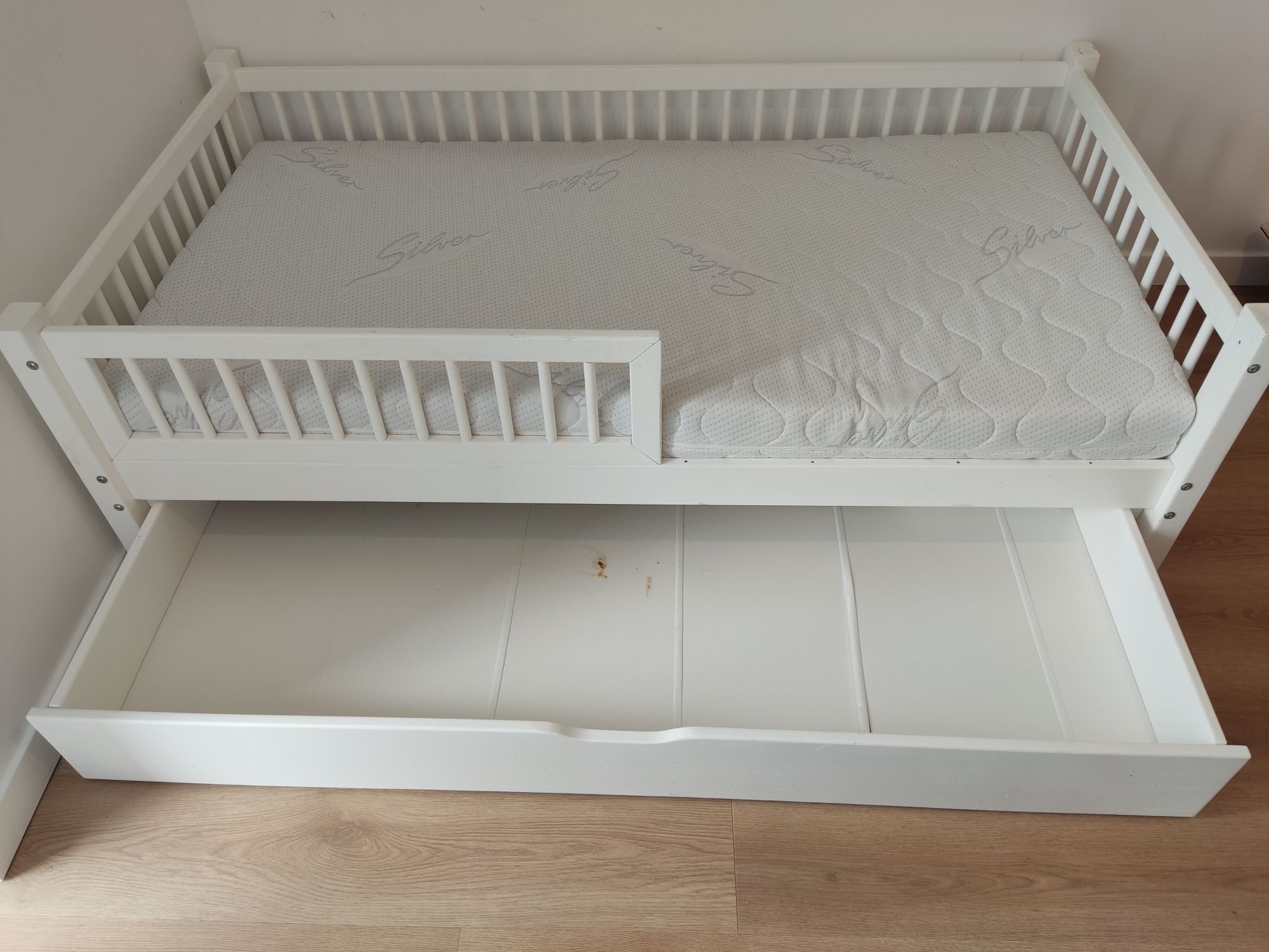Łóżeczko łóżko dla dziecka Basic Bello Plus z szufladą  160x80