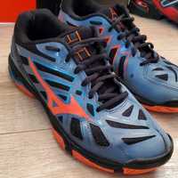 Кроссовки  MIZUNO. р38.5