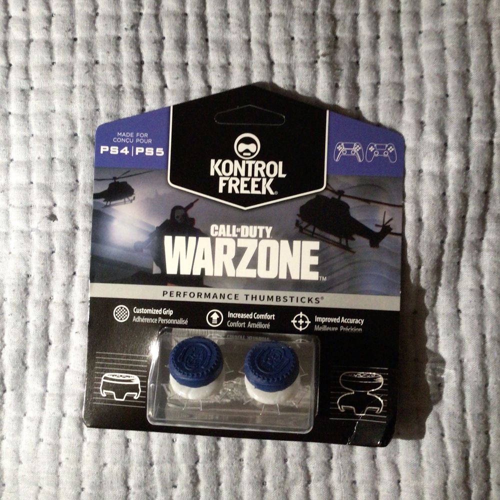 Pokrowiec KontrolFreek PS4/PS5 NOWE