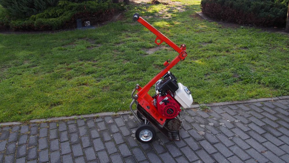 Nemaco LVW 1400 H 69 kg  Honda GX 160 Zageszczarka Ubijarka ubijak