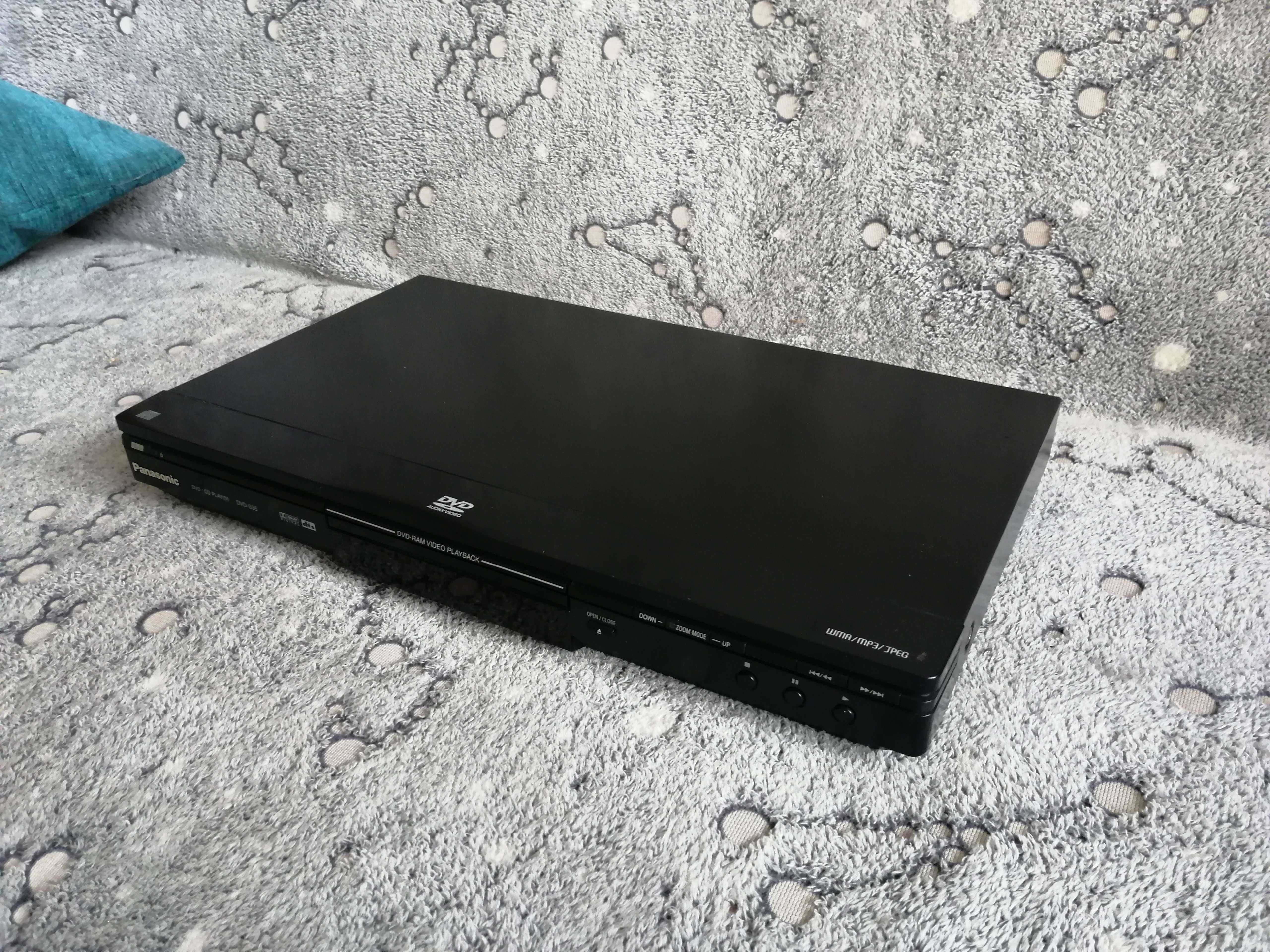 Odtwarzacz DVD, CD Panasonic DVD-S35 z pilotem