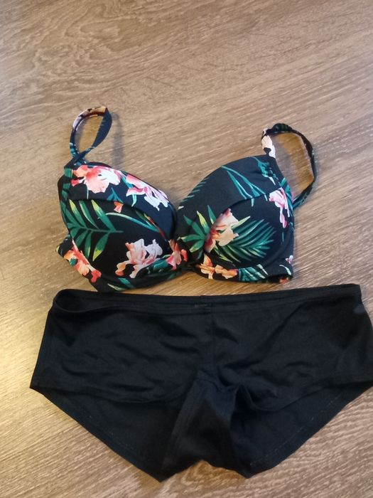 Купальники Н&М та F&F