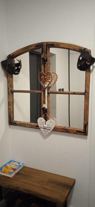 Lustro loft rama okienna