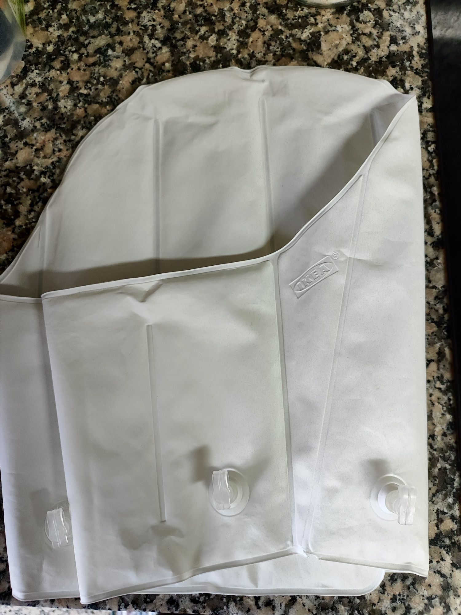 Conjunto de vários itens para refeição bebé