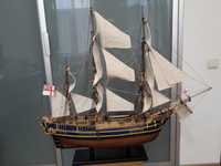 продам корабль модель парусника Баунти