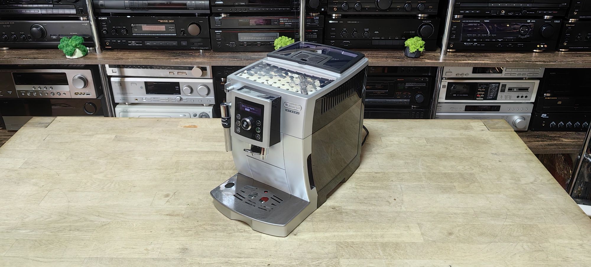 Кавова машина Delonghi Intensa
