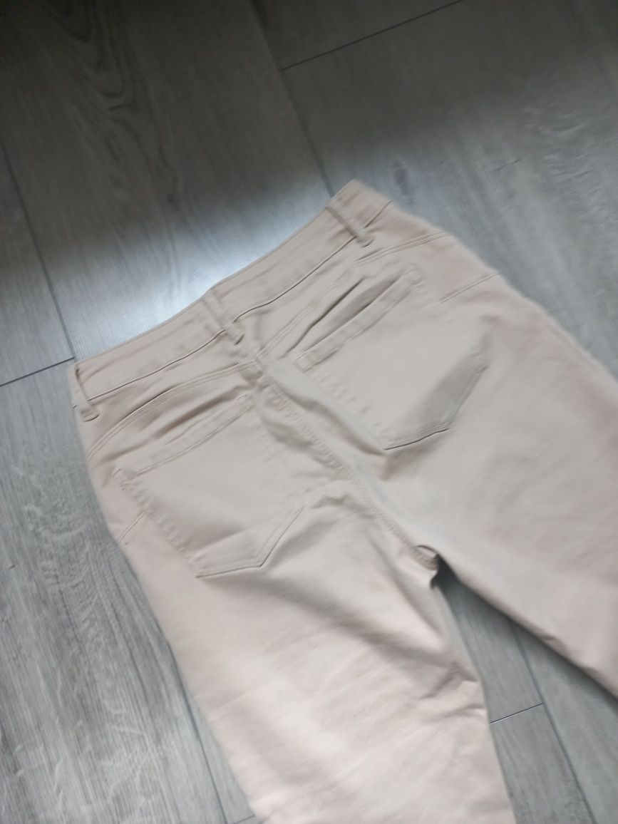 Spodnie jeans m sara S
