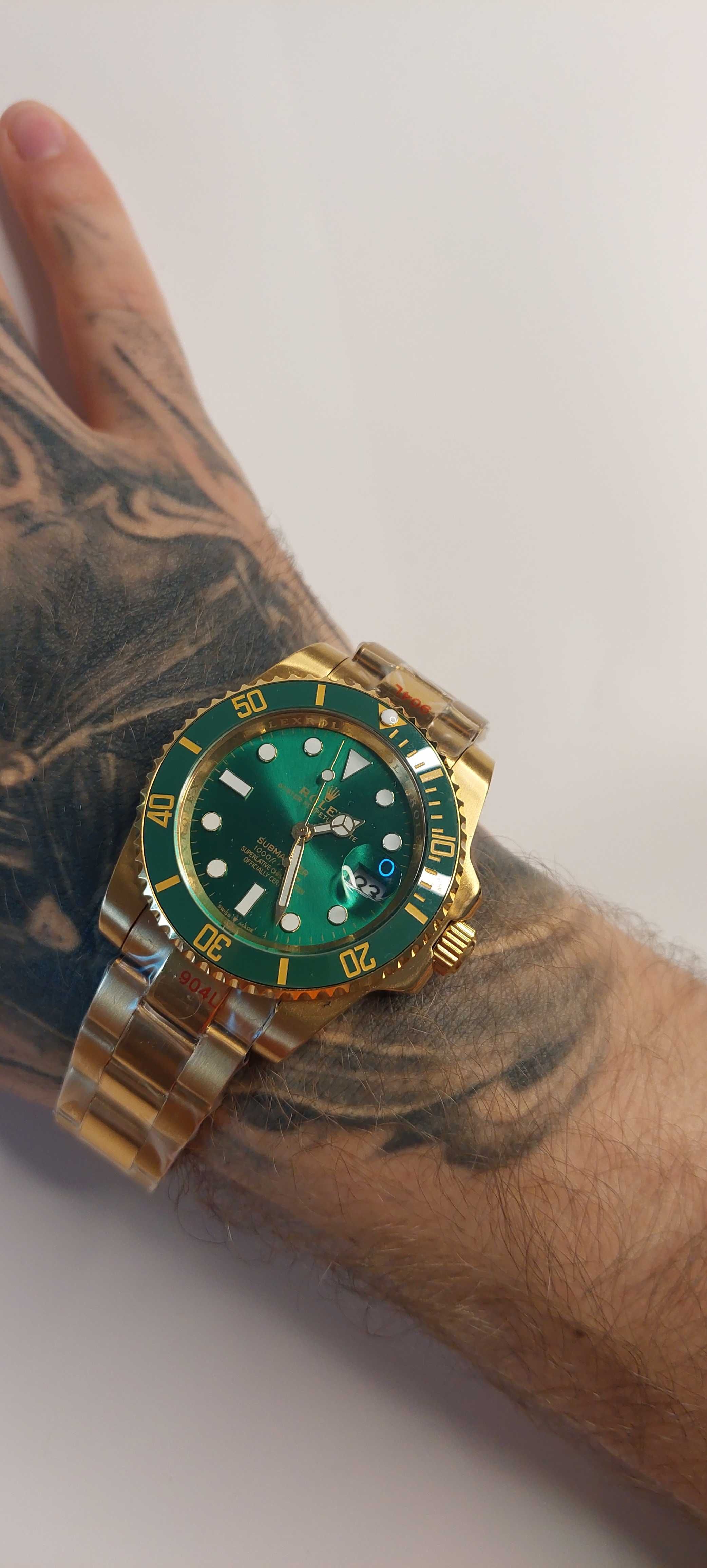 Zegarek Rolex Submariner Date green