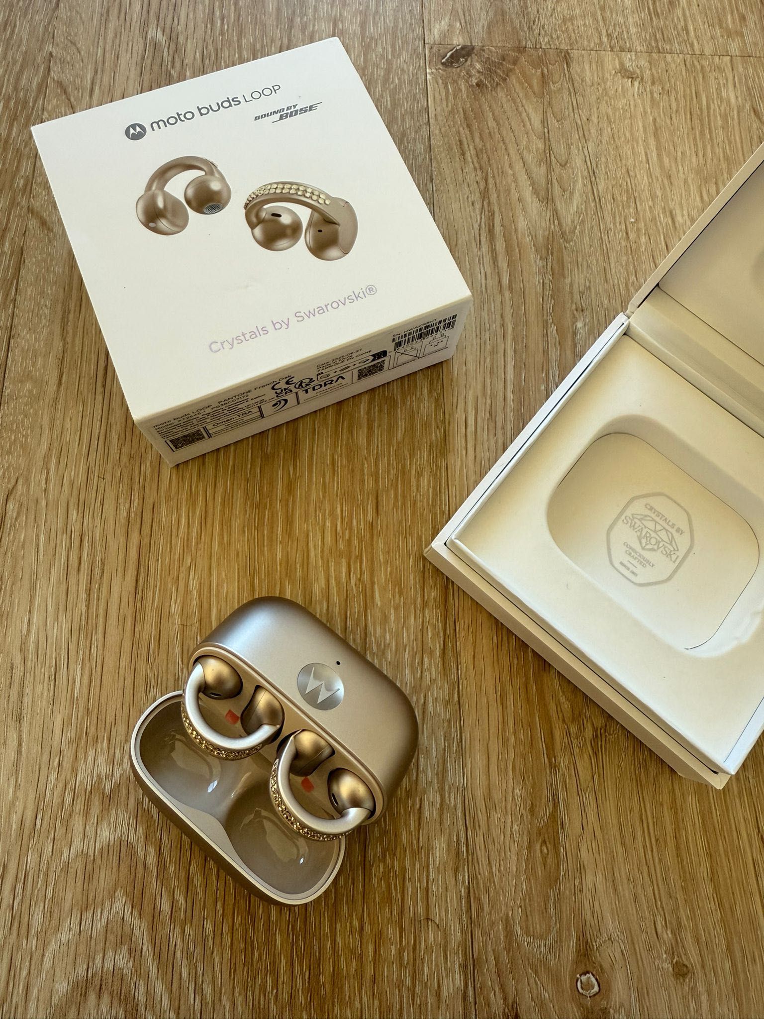 Moto Buds Loop Premium – Cristals by Swarovski