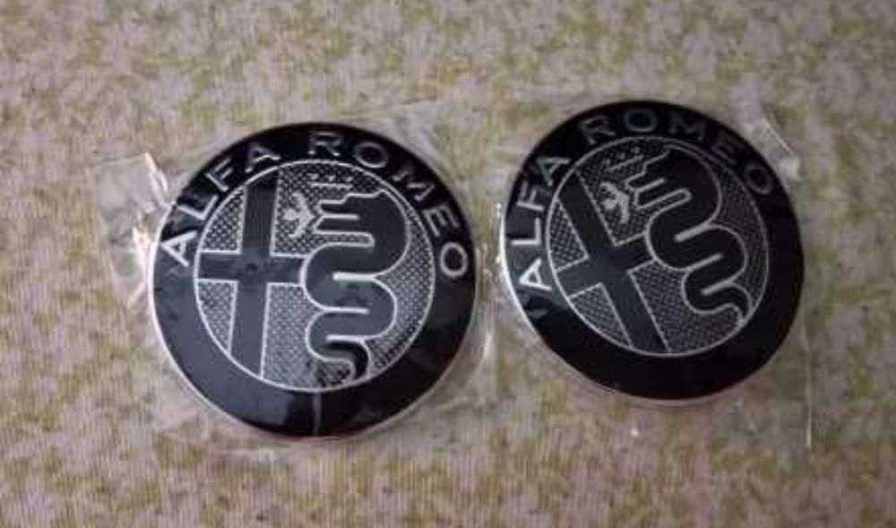 Nowy emblemat Alfa Romeo znaczek logo 74mm czarny | różne kolory