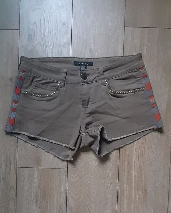 Spodenki dżinsowe koloru khaki roz. 40 AMISU