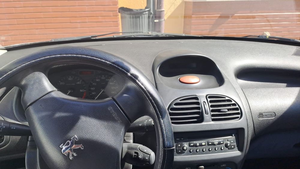 Peugeot 206 hdi de 2002 5 lugares