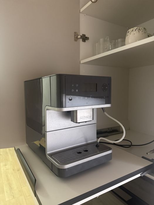 Ekspress do kawy  miele cm 61